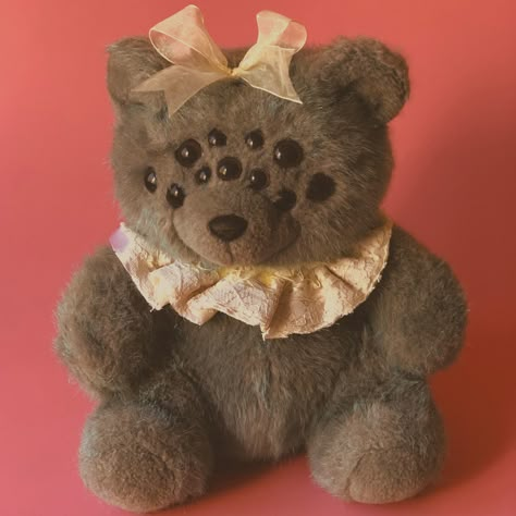 HONEYLAMBS — Here are some of the 10 new Handmade Trauma Toys... Creepy Stuffed Animals, Creepy Cute Aesthetic, Creepy Toys, Craps, Kawaii Plushies, Arte Inspo, Creepy Dolls, Cute Stuffed Animals, Creepy Cute