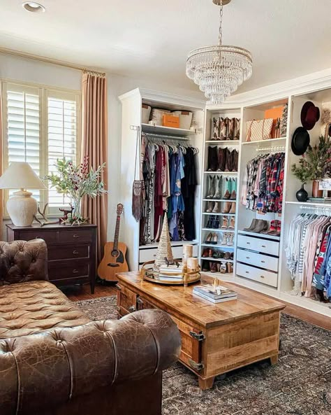 Bedroom Into Closet, Spare Room Walk In Closet, Bedroom Closet Ideas, Bedroom Turned Closet, Spare Room Closet, Spare Bedroom Closets, Dream Dressing Room, Master Closet Design, Home Office Closet