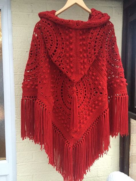 Pola Rok, Crocheted Shawl, Poncho Patterns, Crochet Poncho Free Pattern, شال كروشيه, Poncho Crochet, Crochet Shawl Pattern Free, Crochet Poncho Patterns, Crocheting Ideas