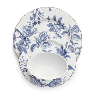 Dish Sets Dinnerware, Flow Blue Dishes, Floral Dinnerware, Blue Table Settings, Blue And White Dinnerware, French Country Blue, Italian Blue, Blue Kitchen Decor, Blue Dishes