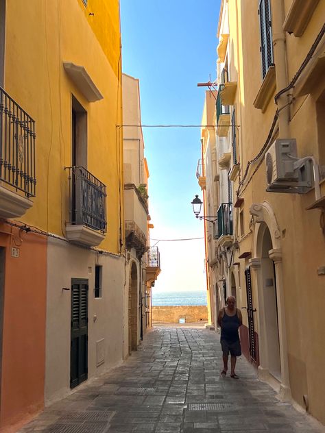 #italy #italian #sea #puglia #gallipoli #travel #aesthetic #tumblr #italytrip #summer #italianaesthetic #sun #colour Puglia Aesthetic, Diy Air Dry Clay, Italy Trip, Aesthetic Tumblr, Summer Ideas, Italian Summer, 2024 Vision, Dry Clay, Air Dry Clay