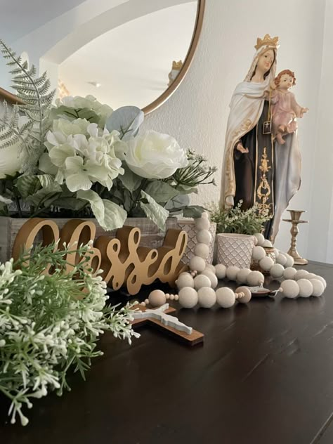 Rosary Holder Wall Diy, Rosary Wall Decor, Virgen Mary Altar At Home, Wall Rosary Decor, Catholic House Decor, Catholic Home Altar Ideas, Catholic Decor Home Ideas, Catholic Altar Home Ideas, Wall Altar Ideas Catholic