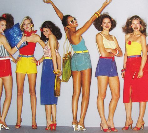 Vintage Fashions from Esprit Catalog Summer 1980. 1980's Sportswear from California 80s Summer Fashion, 80s Summer Outfits, 80s Fashion Women, 1980s Outfits, Vintage Summer Fashion, 1980s Fashion Trends, Look 80s, 1980 Fashion, 80s Fashion Trends