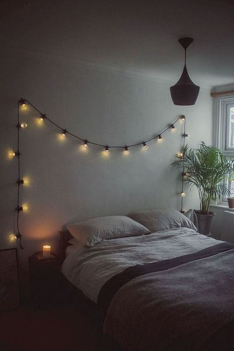 Bedroom Romantic, Simple Bedroom Decor, Winter Bedroom, Neutral Bedroom Decor, Neutral Bedrooms, Warm Home Decor, Winter Ideas, Romantic Bedroom, Trendy Bedroom