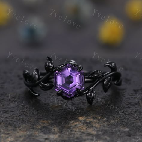 Hexagon Amethyst Ring,Vintage Twig Vine Leaf Ring,Unique Amethyst Engagement Ring,Purple Amethyst Ring,Silver Black Promise Bridal Ring Gift,Customized,Gift For Her,Christmas Ring gift,wedding gift Material:925 Sterling Silver,Rose/White/Yellow Gold Plated             Solid gold (10k 14k 18k rose gold,yellow gold,white gold,Platinum available) Main stone:6x7mm hexagon cut natural purple amethyst Band width:approx 1.5 Setting:prongs  set Matching band: Stone:with 2mm round cut  lab created emeral Black Amethyst Ring, Purple And Black Engagement Ring, Dark Purple Wedding Ring, Black And Purple Jewelry, Engagement Rings Amethyst, Engagement Ring Purple, Amethyst Ring Silver, Purple Stone Ring, Amethyst Ring Vintage