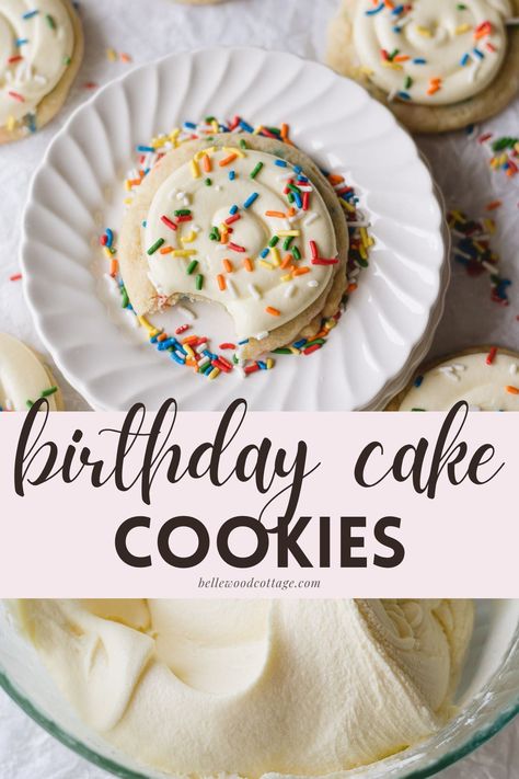 These Crumbl Birthday Cookies start with large cake batter cookies packed with sprinkles. They are topped with a rich cream cheese frosting and sprinkles. An easy Crumbl copycat recipe! Crumble Cookie Copycat Recipe Valentines, Lunchbox Cookies, Rollout Cookies, Vintage Cookie Recipes, Ice Cream And Cookies, Crumbl Copycat, Butter Cake Cookies, Birthday Cake Cookies, Cake Batter Cookies