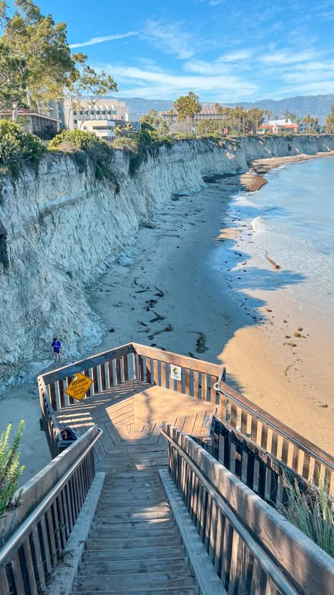 Uc San Diego Aesthetic, Ucsb College Aesthetic, Ucsd Aesthetic, Ucsb Aesthetic, Ucsb College, University Of Santa Barbara, Cali Aesthetic, San Diego Aesthetic, Sunshine Nature