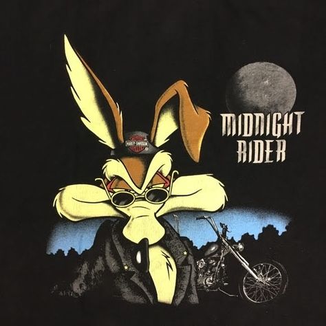 Midnight Rider, Wile E Coyote, Texas Roadhouse, Shirt Graphics, Graphic Tee Design, Warner Brothers, Great T Shirts, Tee Design, Men's Clothing