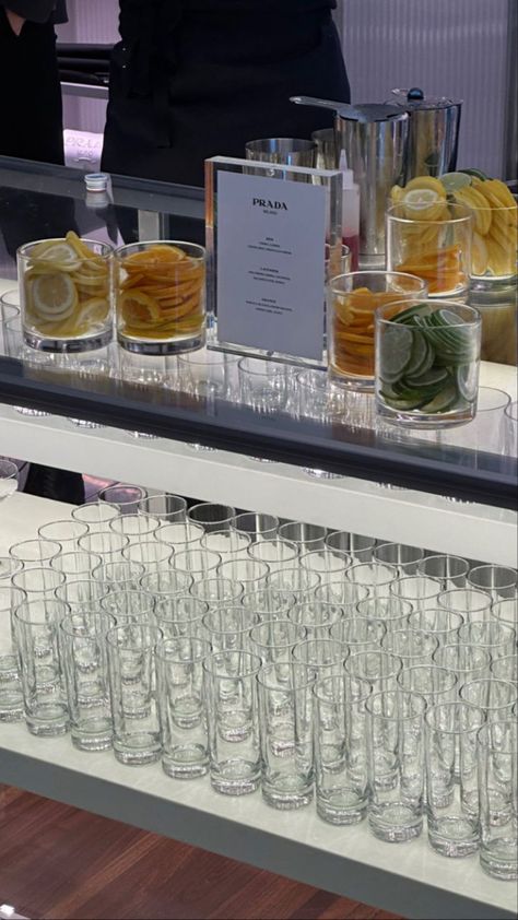 Spa Water at Prada event Fragrance Launch Event, Cool Marketing Ideas, Fashion Event Aesthetic, Sip And Shop Event Ideas, Pr Event Aesthetic, Influencer Event Aesthetic, Event Activations, Spa Event, Event Launch