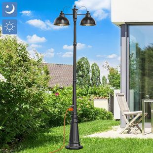 Lamp Posts Front Yard, Outdoor Lamp Post, Garden Lamp Post, Outdoor Lamp Posts, Lamp Posts, Pole Lamps, Driveway Lighting, Lantern Head, Post Lanterns