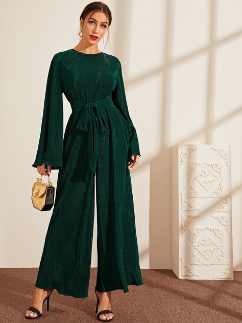 Jumpsuit Outfit Wedding Hijab, Jumpsuit Soiree, Jumpsuit Outfit Wedding, Classy Jumpsuit Outfits, Classy Jumpsuit, Pleated Jumpsuit, Soiree Dress, Belted Jumpsuit, Belt Jumpsuit