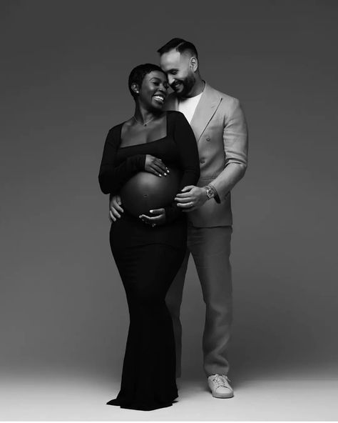 Keke Palmer Maternity Shoot, Interracial Maternity Shoot, Mixed Marriage Interracial Couples, Interracial Couple Maternity Pictures, Interacial Maternity Photos, Maternity Shoot Black Family, Maternity Pictures Interracial, Monochrome Maternity Shoot, Elegant Maternity Shoot Black Couple