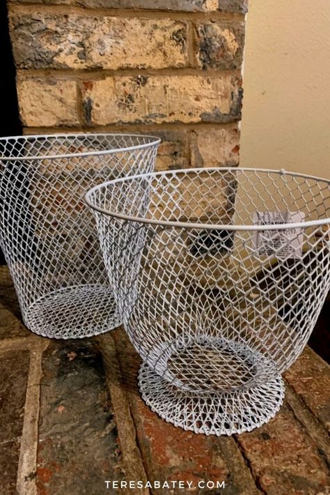 Dollar Tree Wastebasket Diy, Dollar Tree Wire Basket Diy Crafts, Dollar Tree Wire Basket Ideas, Wire Basket Ideas, Diy Wire Basket, Dollar Tree Baskets, Dollar Tree Projects, Clear Coffee Mugs, Coffee Basket