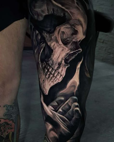 Best Tattoo In The World, Natur Tattoo Arm, Aa Tattoos, Photo Realism, Evil Skull Tattoo, Catrina Tattoo, Black And Grey Tattoo, Hyper Realistic Tattoo, Reaper Tattoo