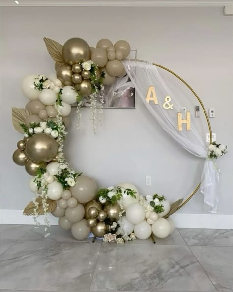 Round Balloon Garland, Circle Balloon Garland, Balloon Ring Decoration, 1st Birthday Balloon Garland, Balloon Arch Wedding, Ring Balloon, Engagement Balloons, Gold Balloon Garland, Party Balloons Diy