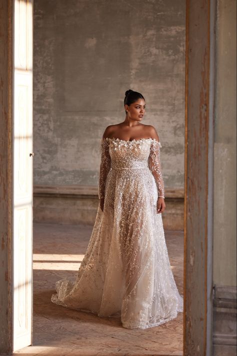 Beach Wedding Gown Boho, Wedding Dresses Plus Size Beach, Plus Size Wedding Dress With Pearls, Boho Wedding Dress Strapless, Milla Nova Long Sleeve Wedding Dress, Plus Size Beaded Wedding Dress, Bohemian Wedding Dresses Plus Size, Beach Wedding Dress Plus Size Curvy Bride, Plus Size Pearl Wedding Dress