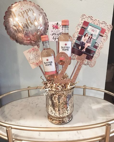 21st Birthday Crafts, 21st Birthday Bouquet, 21st Birthday Gift Baskets, Gift Baskets For Her, 21st Birthday Gifts For Best Friends, Diy 21st Birthday Gifts, 21st Birthday Basket, 21st Birthday Diy, Birthday Gift Basket