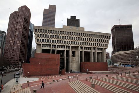 Is Boston City Hall one of the 10 most beautiful in the US? - The Boston Globe Boston Architecture, Boston City Hall, Boston Travel Guide, Deconstructivism, Boston City, Brutalism Architecture, Brutalist Buildings, Visiting Boston, Boston Travel