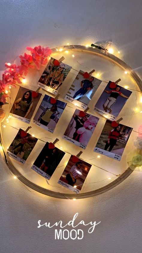 Wall photo frame using embroidery hoop | Birthday gifts for boyfriend diy, Diy best friend gifts, Handmade gifts diy Diy Gifts For Boyfriend Just Because, Wall Photo Frame, Diy Best Friend Gifts, Bff Gifts Diy, Handmade Gifts Diy, Birthday Gifts For Boyfriend Diy, Diy Anniversary, Diy Birthday Gifts For Friends, Wall Photo