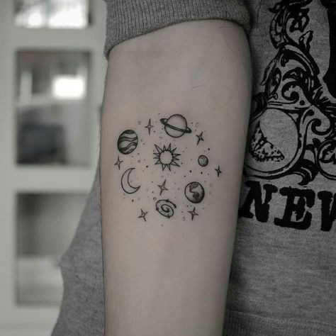 Planet Tattoo, Planet Tattoos, Wrist Tattoos For Guys, Small Girl Tattoos, Small Meaningful Tattoos, Small Wrist Tattoos, Space Tattoo, Vintage Tattoo, Trendy Tattoos