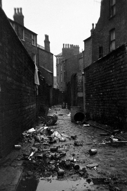 London Slums, 1980s Photos, Your Name Book, Wilhelm Sasnal, Bernard Sumner, Urban Poetry, Manchester Street, Todd Hido, English Architecture