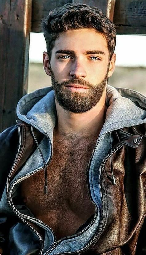 Scruffy Men, Chest Hair, Open Shirt, Men Faces, Hair And Beard Styles, Beard Styles, Muscle Men, Bearded Men, Male Beauty