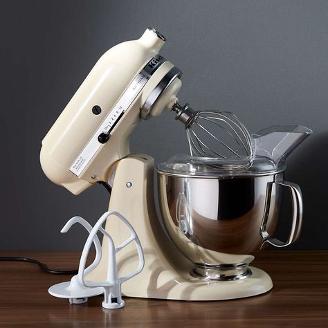 Kitchenaid Mixer Decor Ideas, Kitchenaid Artisan Stand Mixer, Kitchenaid Artisan, Cream Kitchen, Stainless Steel Mixing Bowls, Kitchenaid Stand Mixer, Glass Spice Jars, Pretty Mugs, Head Stand