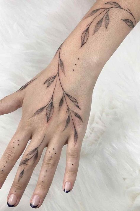 Wrist Hand Tattoo, Hand And Finger Tattoos, Pretty Hand Tattoos, Vine Tattoos, Hand Tattoos For Women, Botanical Tattoo, Hand Tattoo, Design Tattoo, Feminine Tattoos