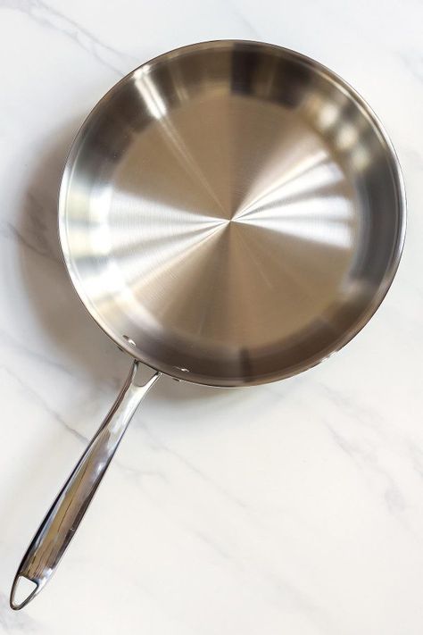 Mealthy Stainless Steel Frying Pan Review » LeelaLicious Stainless Steel Frying Pan, Stainless Steel Aesthetic, Ceramic Pans Cooking, Cooking Pots And Pans, Vintage Inspired Bedroom, Stainless Steel Pan, Cooking Products, Crockery Design, Kitchen Pans