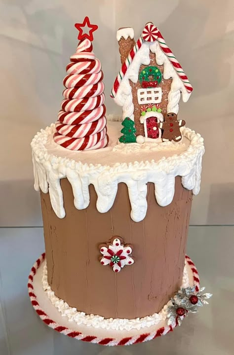 Gingerbread Christmas Crafts, Diy Gingerbread Man, Gingerbread Diy Crafts, Gingerbread Cakes, Gingerbread Man Template, Christmas Cupcakes Recipes, Xmas Cakes, Bake Ideas, Christmas Themed Cake