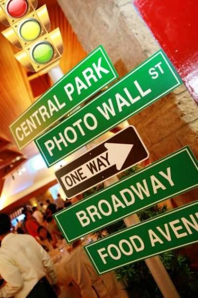 nyc roadsigns Broadway Wedding Ideas, Broadway Sweet 16, City Themed Party, New York Theme Party, New York Dance, Ny Party, Broadway Theme, Apple Party, Broadway Party