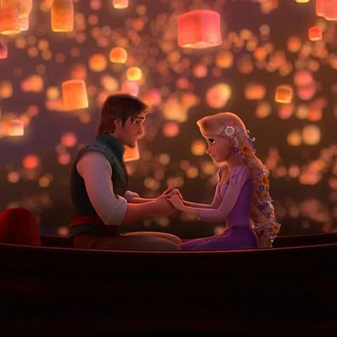 Repunzel And Flynn, Fav Disney Princess, Tangled Flynn, Rapunzel Theme, Rapunzel Movie, Flynn Rider And Rapunzel, Rapunzel Eugene, Eugene And Rapunzel, Disney Romance