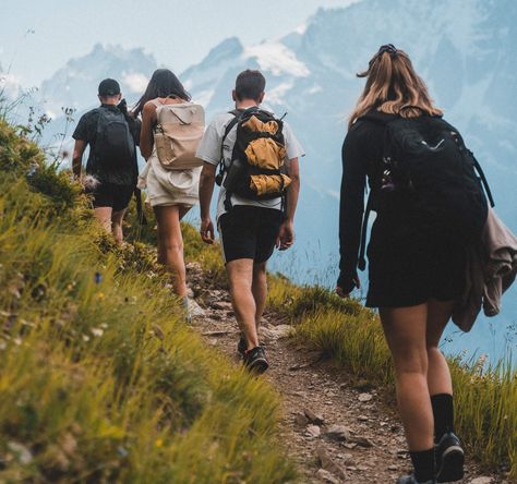 Tour du Mont Blanc Packing List: Learn the Key Things to Bring Hiking Photos, Friends Couple, Mountains Aesthetic, Family Hiking, Hiking Photography, Hiking Pictures, Hiking Essentials, Hiking Aesthetic, Hiking Destinations