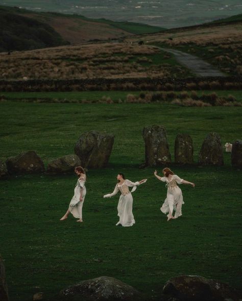 Witchy Photography, Circle Dance, Snow Photos, Women In White, Stone Circle, May Day, Portrait Photos, Feminine Power, Season Of The Witch