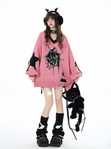 ❤︎ Dark Spider Loose Bolum Sleeve V Neck Pull Over Nit❤︎ Cute Emo Style, Pastel Pink And Black Outfit, Fuschia Clothes, Japanese Cute Fashion, Hyperpop Clothes, Grunge Outfits Pink, Pink Gothic Outfits, Pink And Black Outfit Aesthetic, Dark Colors Outfit