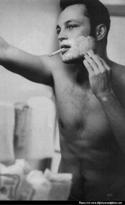 Vince Vaughn ..... Younger Days. Vince Vaughn, The Perfect Guy, Man Candy, Famous Faces, Man Crush, Yes Please, Celebrity Crush, Comedians, Shaving