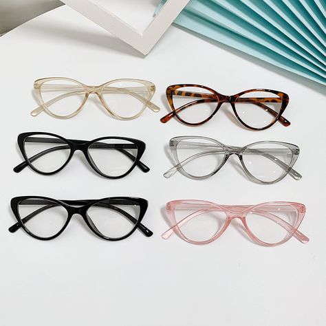 Cat Eye Spectacles Women, Triangle Glasses, Spectacles Women, Eye Trends, Cat Eye Glasses Frames, Sunglasses Women Vintage, Glasses For Women, Simple Aesthetic, Frame Glasses