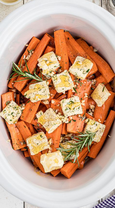 Easy Thanksgiving Vegetable Dish, Thanksgiving Side Dishes Instant Pot, Carrot Sides For Thanksgiving, Crockpot Corn Thanksgiving, Thanksgiving Savory Recipes, Carrot Slow Cooker, Slowcooker Thanksgiving Recipes, Thanksgiving Veggies Crockpot, Thanks Giving Crockpot Recipes