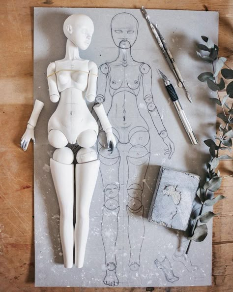 How to use air-dry clay for sculpting dolls — Adele Po. Sculpting Tutorials, Sculpted Doll, Air Dry Clay Projects, So Satisfying, Art Dolls Handmade, Ball Jointed Doll, Sculpting Clay, Doll Tutorial, Doll Repaint