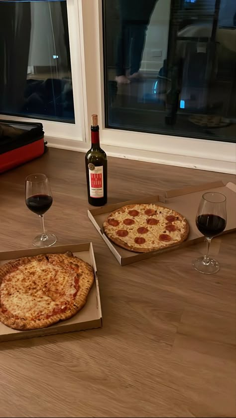 Seven Year Slip, The Seven Year Slip Aesthetic, Pizza Wine Aesthetic, The Seven Year Slip, Ashley Poston, Pizza And Wine, Pizza Aesthetic, Wine And Pizza, Board Night