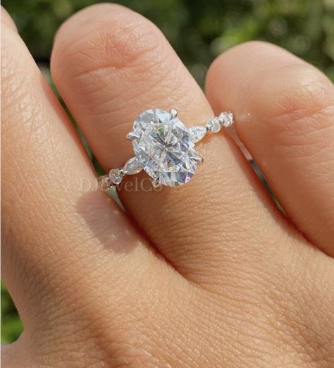 Oval Bubble Band Engagement Ring, 1.2 Carat Oval Engagement Ring, Basic Engagement Ring, Oval Ring Marquise Band, Oval Ring With Marquise Band, Oval Diamond White Gold Band, Mixed Metal Oval Engagement Ring, Oval Ring White Gold, Oval Ring With Bubble Band