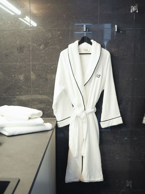 Bathrobe Aesthetic, Bachelorette Party Essentials, Personalized Bathrobe, Small Goals, Massage Business, Therapy Room, Big Goals, Bathroom Inspiration Decor, Hotel Guest