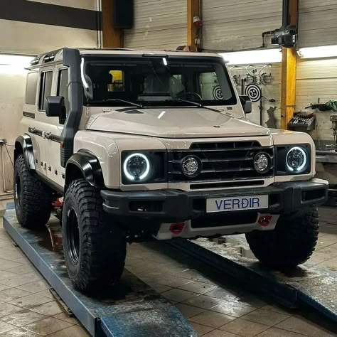 "It's not a Defender but..." @verdir_ineosgrenadier Ineos Grenadiers 😍 Follow us ---> @dailyoverland… | Instagram Grenadier 4x4, Ineos Grenadier, Lexus Suv, 4x4 Parts, American Pickup Trucks, Military Photography, Overland Truck, Chevy Blazer, Road Vehicle