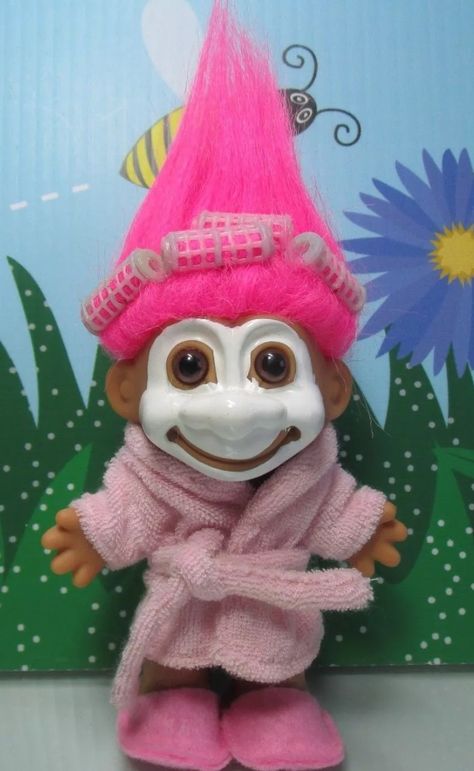 Trolls Toys, Russ Trolls, Vintage Trolls, Saturday Cartoon, Troll Dolls Vintage, Doll Tattoo, Funny Troll, Christmas Artwork, Troll Doll