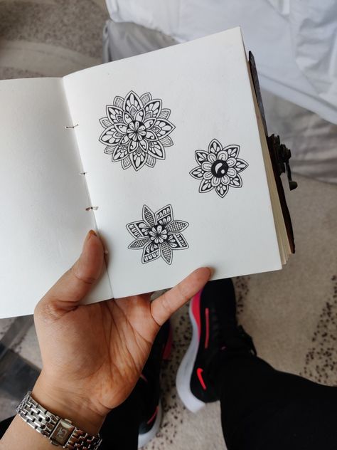 Mandala, Mandala Art, Mini Mandala, Mandala Pattern Tiny Mandala, Mini Mandala Art, Small Mandala, Mandala Arts, Mandala Book, Fineliner Art, Mini Mandala, Zentangle Artwork, Extra Work