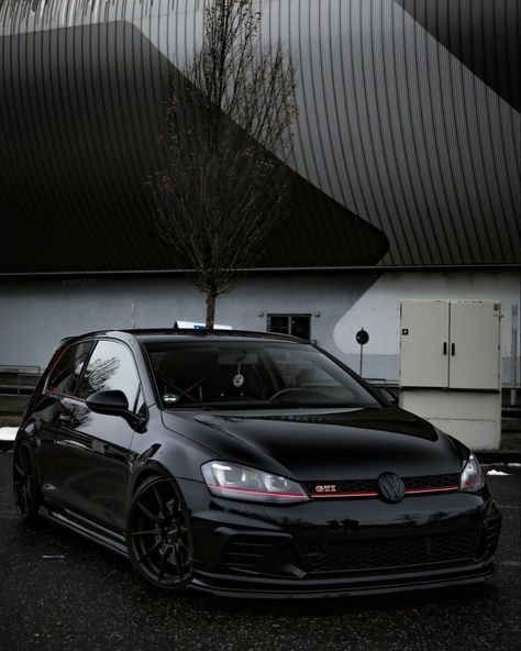 Black Mk7 Gti, Mk7 Gti Black, Mk 7 Gti, Golf 7 Gti, Mk7 Gti, Car Photoshoot, Gti Mk7, Golf Car, Golf 7