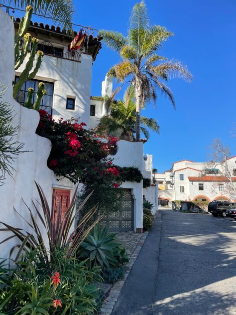 Santa Barbara California Aesthetic, California House Aesthetic, Santa Barbara Aesthetic, Southern California Aesthetic, Santa Barbara Restaurants, Santa Barbara City College, California Culture, Santa Barbara House, California Santa Barbara