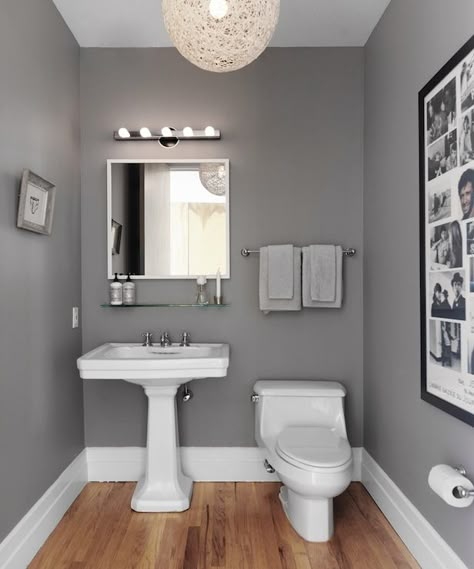 Wc Makeover Kamar Mandi, Bathroom Wall Colors, Small Bathroom Paint, Decor Ikea, Bad Inspiration, Bathroom Paint Colors, Bathroom Color, Trendy Bathroom, Budget Bathroom