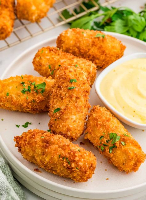 Potato Croquettes - Tornadough Alli Smothered Potatoes, Crispy Parmesan Potatoes, Crockpot Mashed Potatoes, Crock Pot Bread, Mashed Potato Casserole, Sandwich Sides, Potato Croquettes, Riced Veggies, How To Make Potatoes