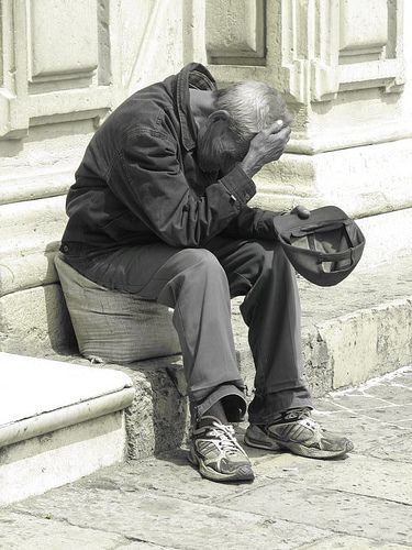 This is an amazing story of how one very poor old man touched the heart of a business tycoon.  What happened at church that day is AMAZING! Bible Class Activities, Business Tycoon, Old Man Pictures, Woman Praying, Man Coat, Man Praying, A Man Called Ove, Dirty Shoes, Human Figure Sketches